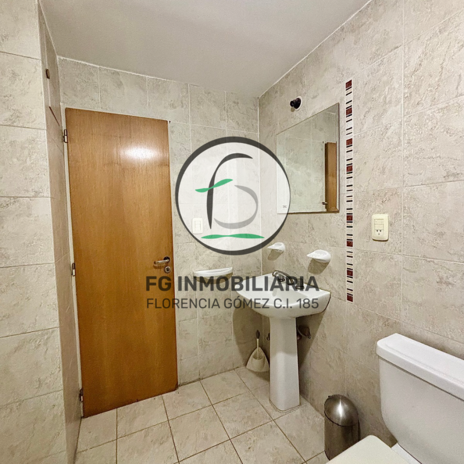 VENTA DEPARTAMENTO 2 DORMITORIOS CON COCHERA - MICROCENTRO