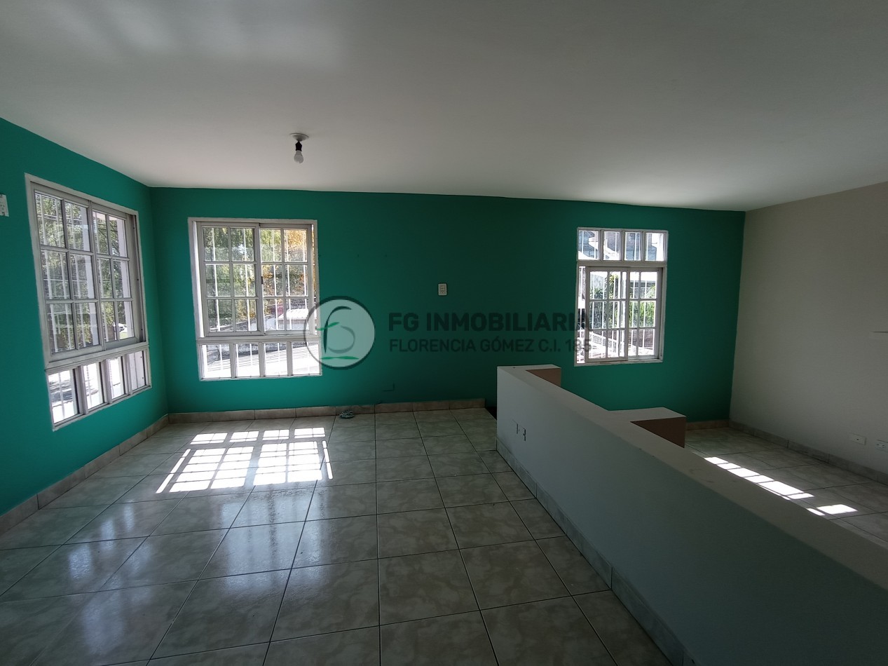 VENTA CASA Godoy Cruz 751