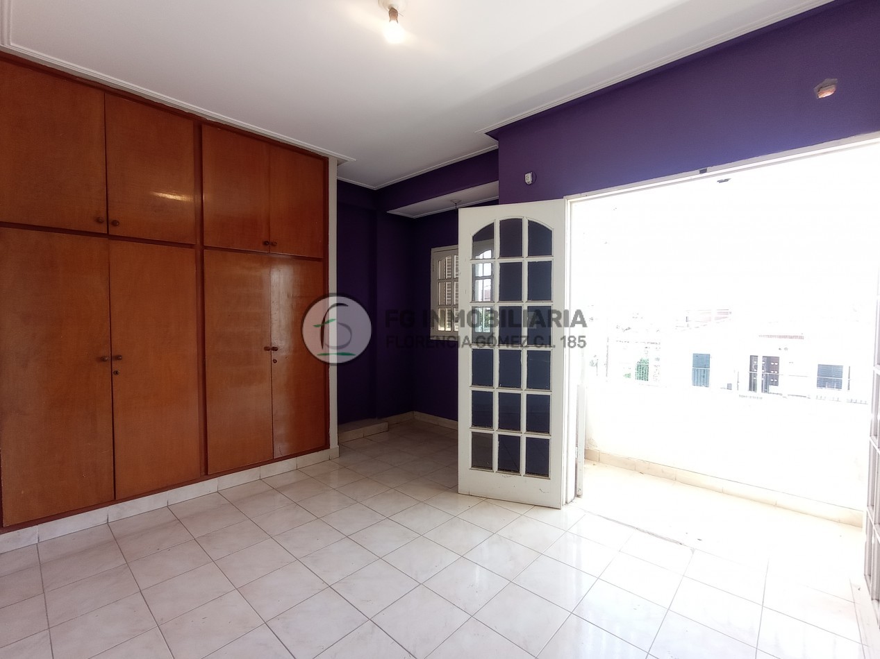 VENTA CASA Godoy Cruz 751