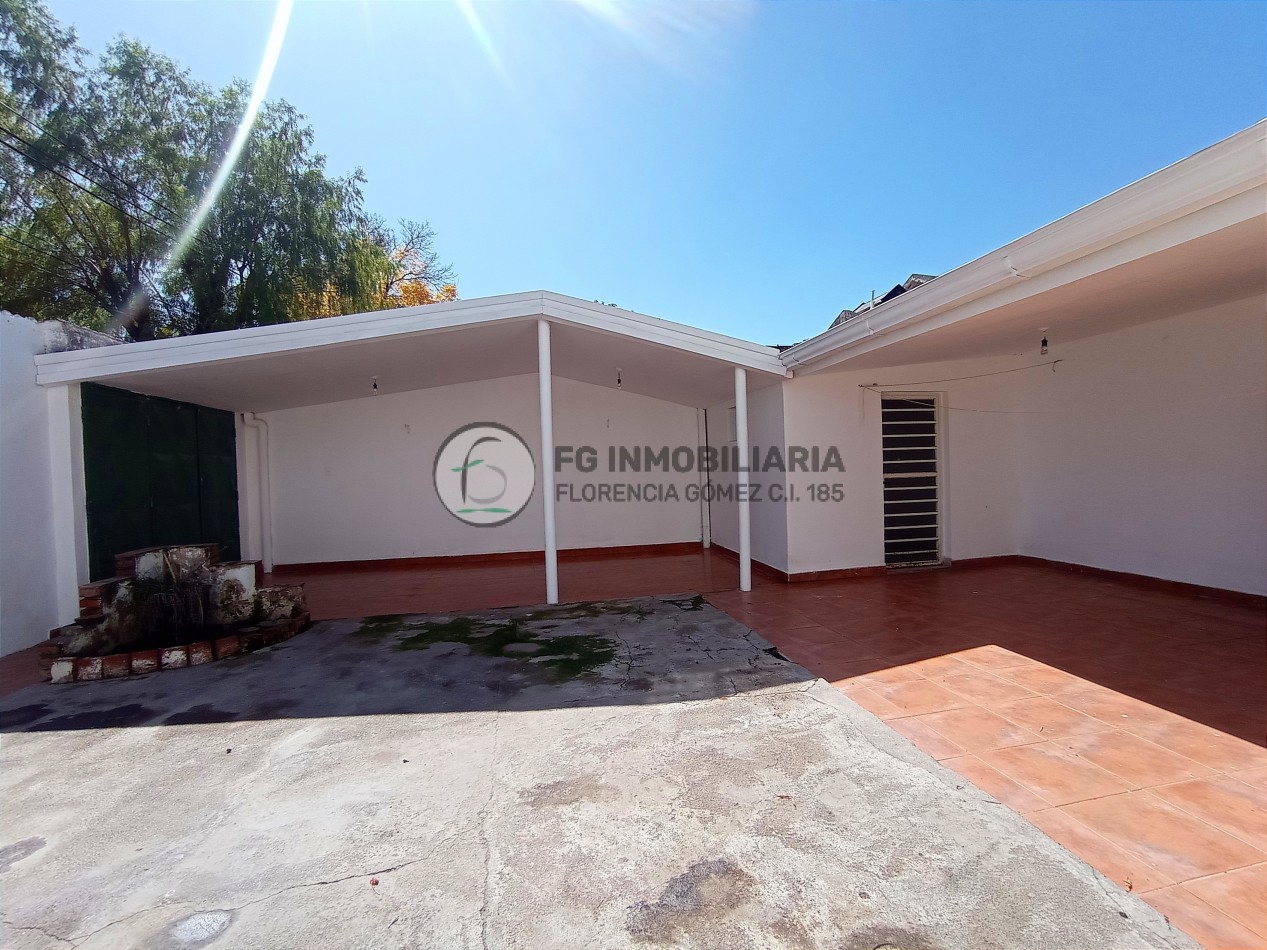 VENTA CASA Godoy Cruz 751