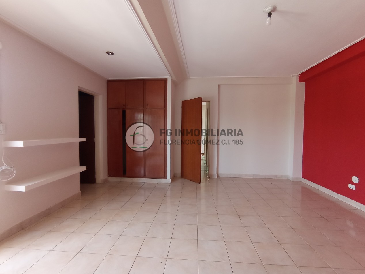 VENTA CASA Godoy Cruz 751