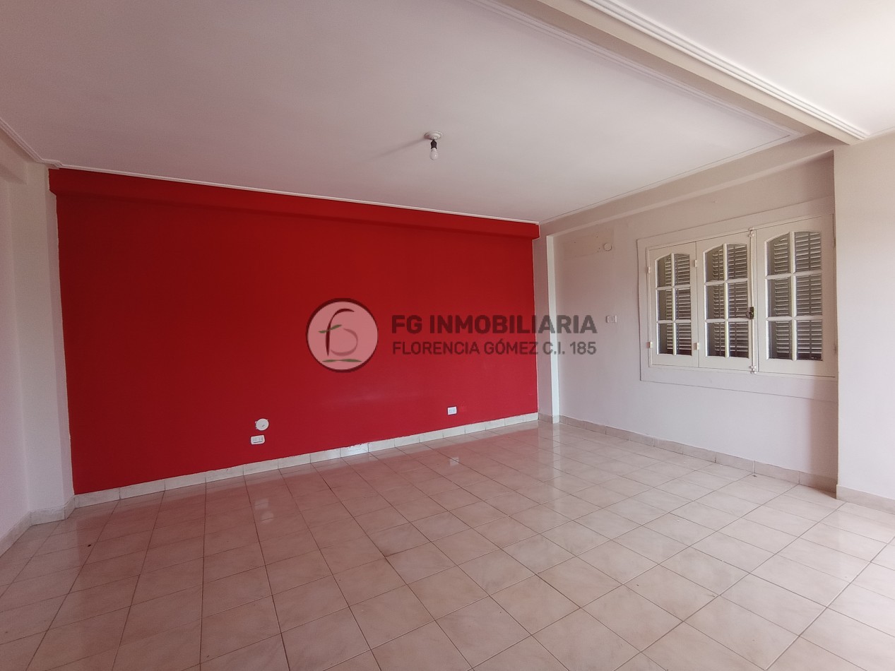 VENTA CASA Godoy Cruz 751