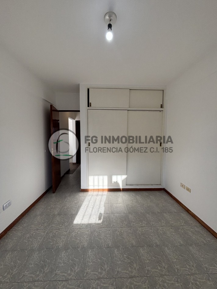 ALQUILER BARRIO SUR 2 DORMITORIOS CON DEPENDENCIA 