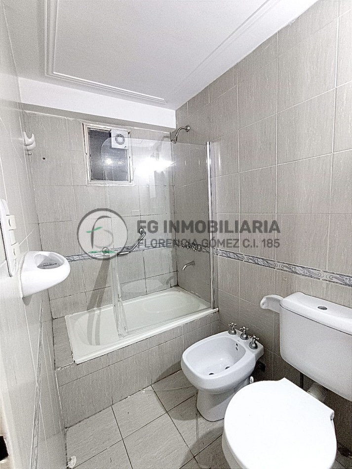 ALQUILER DEPARTAMENTO 1 DORMITORIO CON PATIO CENTRO