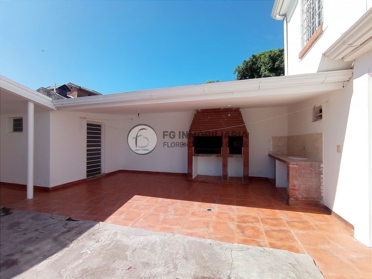 VENTA CASA Godoy Cruz 751