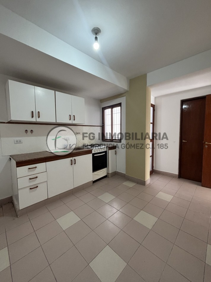 ALQUILER BARRIO SUR 2 DORMITORIOS CON DEPENDENCIA 