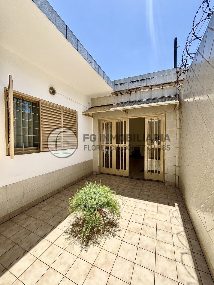 VENTA CASA PH SOBRE AV. ALEM 1500