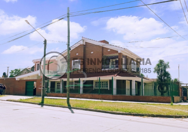 VENTA CASA Godoy Cruz 751